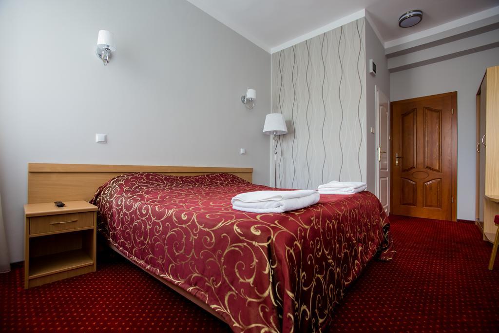 Hotel Baron Ciechanów Exterior foto